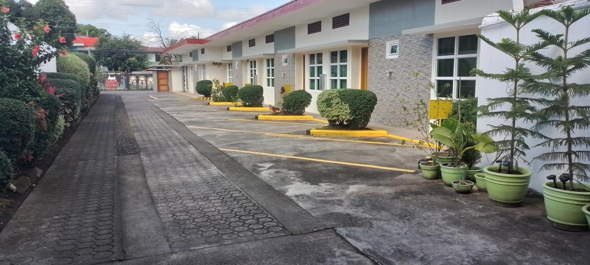 Alinchlo hotel Legazpi Exteriér fotografie